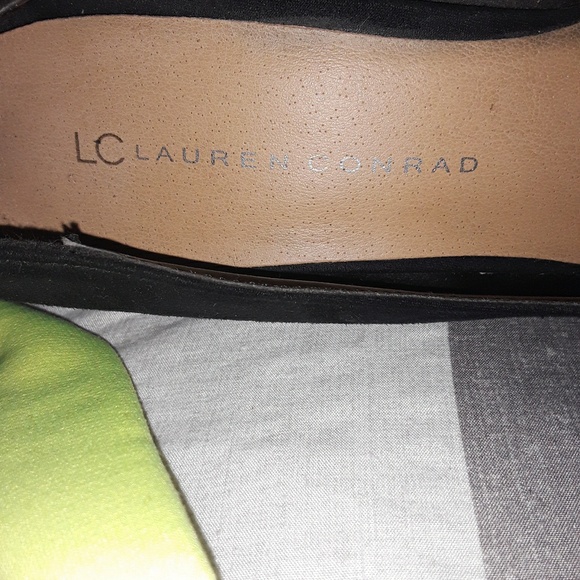 Black high heels - Picture 3 of 3